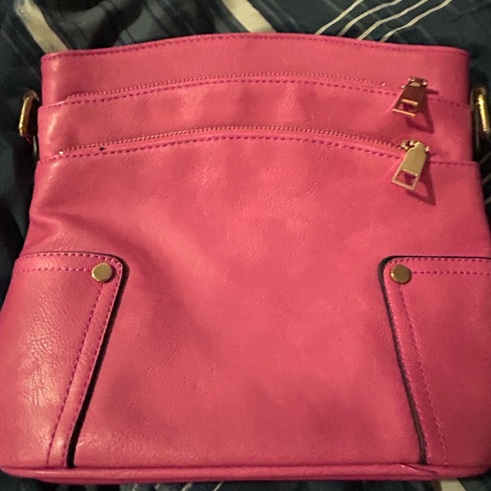Classic Women's Shoulder Bag in Bright Pink